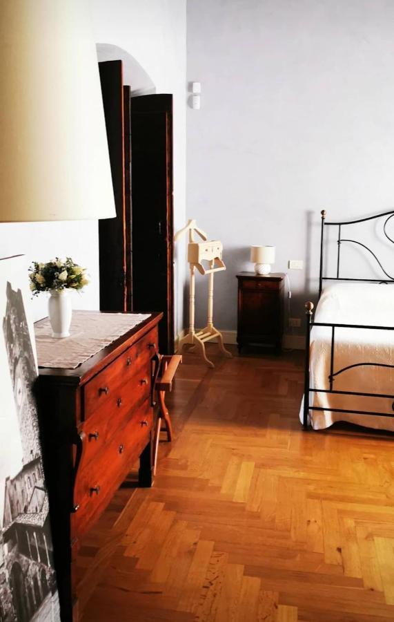 B&B Dimora Delle Donnole Bergamo Alta Exterior foto