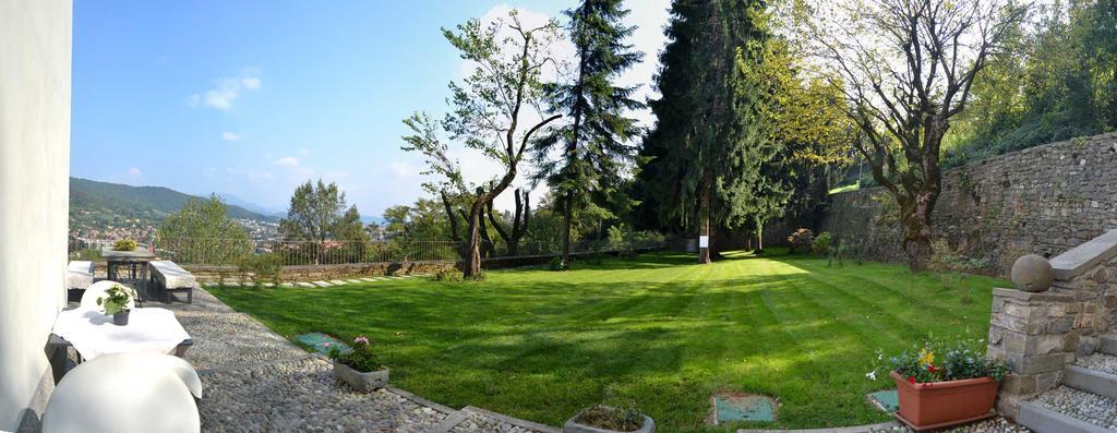 B&B Dimora Delle Donnole Bergamo Alta Exterior foto