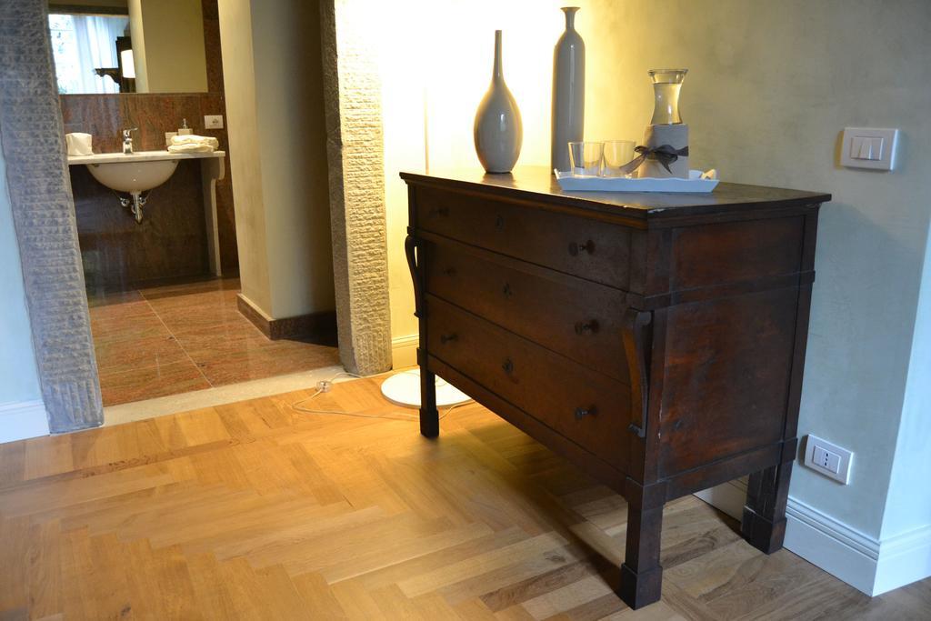 B&B Dimora Delle Donnole Bergamo Alta Habitación foto